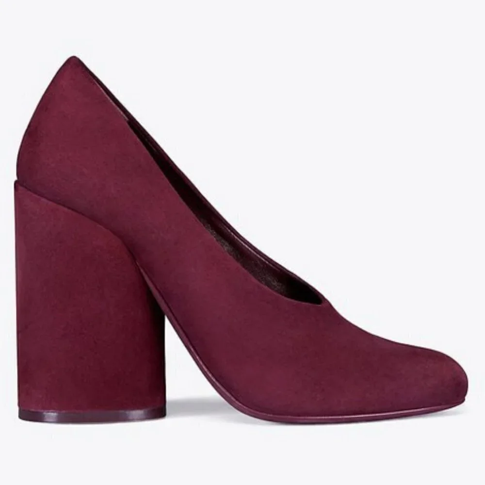 Tory Burch “Lucia” suede 110mm pump, size 8